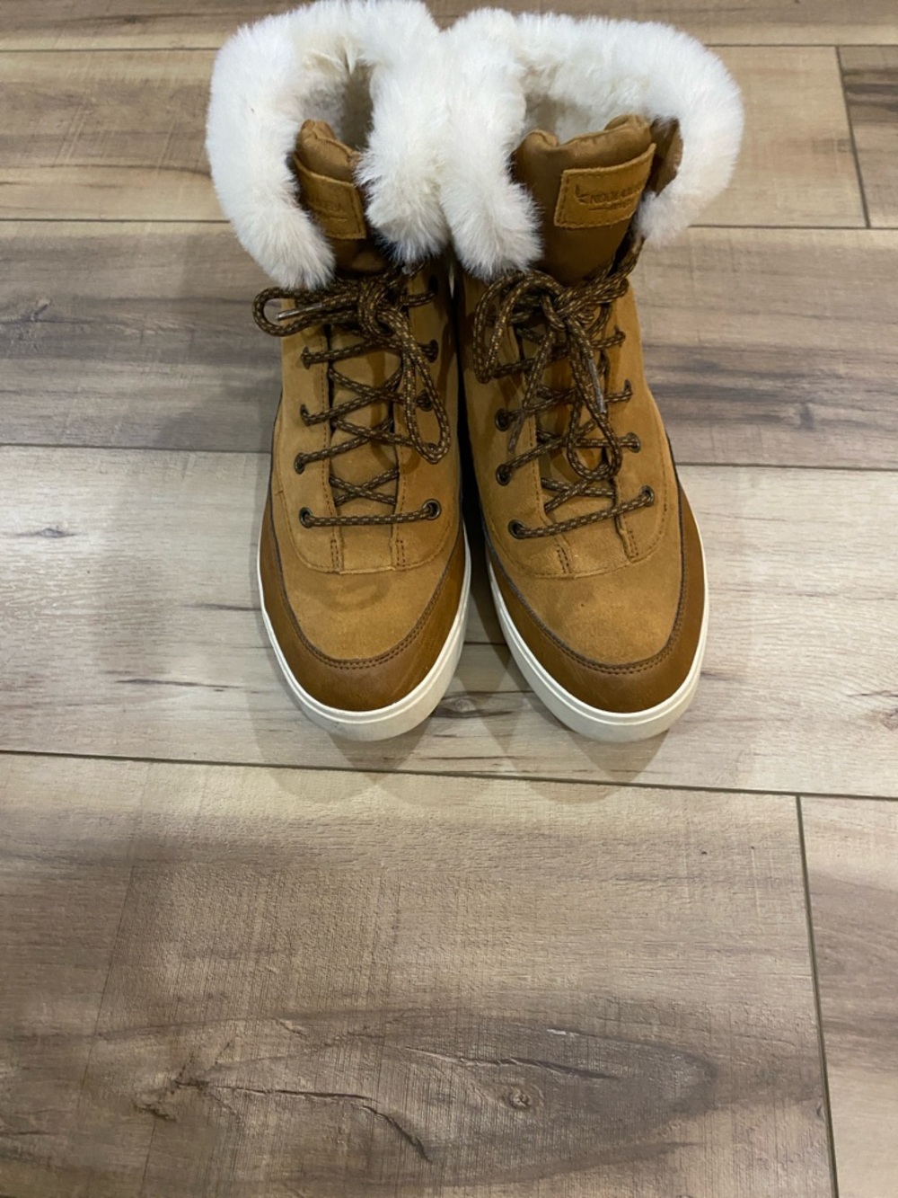 Koolaburra Tan Faux-Fur Collar Lace-Up Winter Sneakers